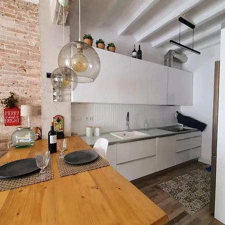Ef7 Beds & Family Apartment